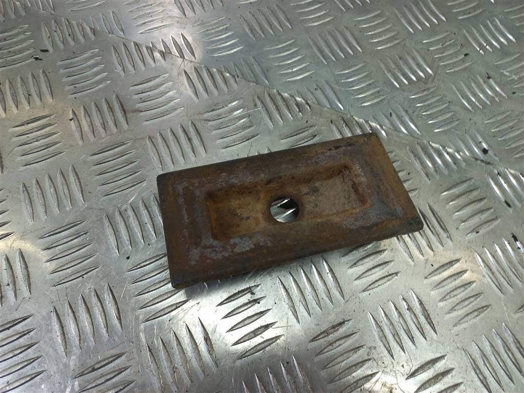 пружинно-зажимная пластина MERCEDES-BENZ Sprinter  A9063250254, 2130 рублей, Москва