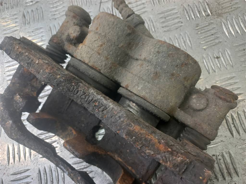 суппорт Iveco Daily  504120470, 7420 рублей, Москва