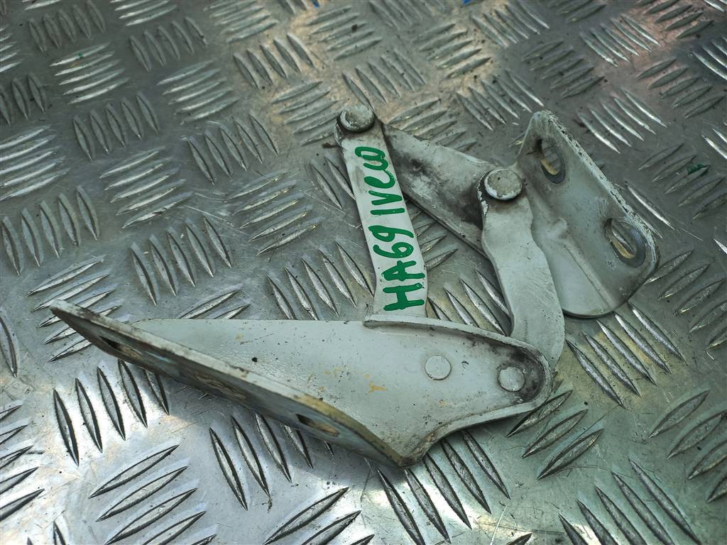 петля капота Iveco Daily  504058771, 630 рублей, Москва