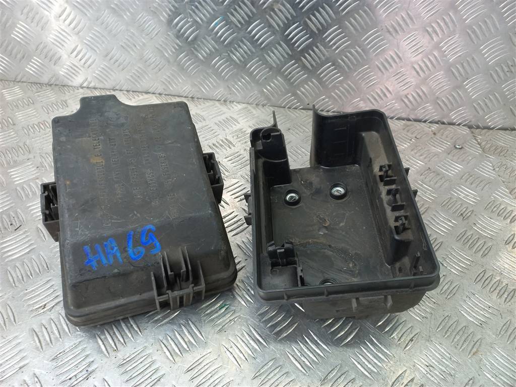 корпус блока предохранителей Iveco Daily  69501170, 3279 рублей, Москва