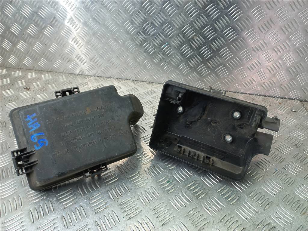 корпус блока предохранителей Iveco Daily  69501170, 3279 рублей, Москва
