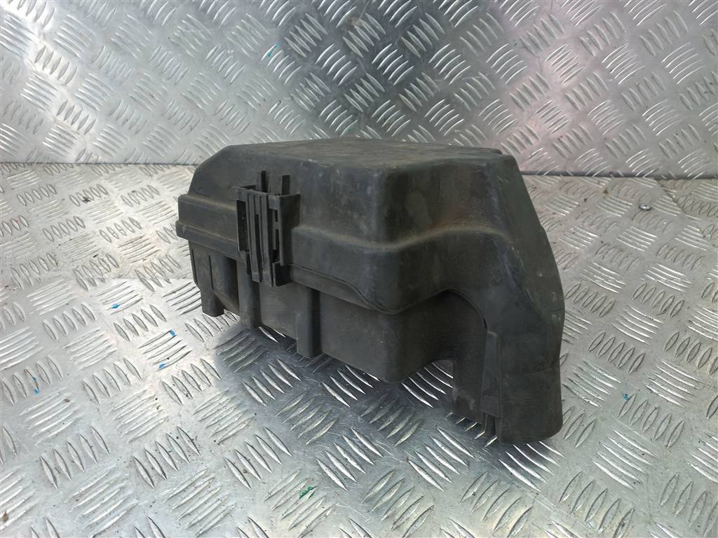 корпус блока предохранителей Iveco Daily  69501170, 3279 рублей, Москва
