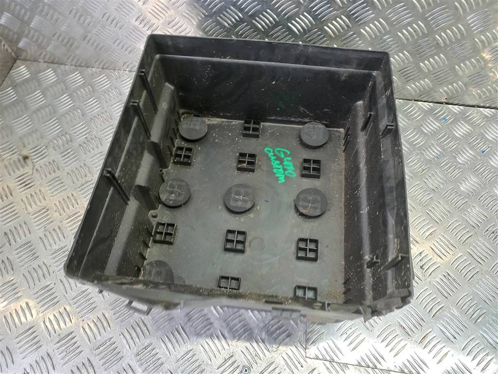 подставка под аккумулятор FORD Tourneo Custom  1824343, 2700 рублей, Москва