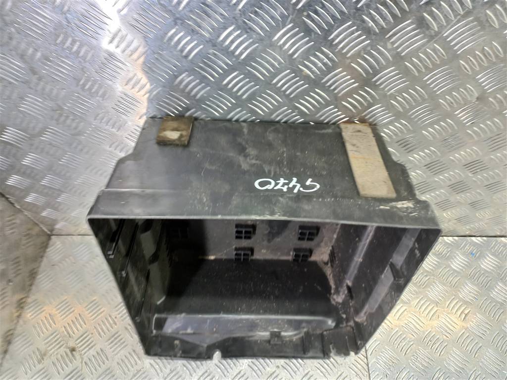 подставка под аккумулятор FORD Tourneo Custom  1824343, 2700 рублей, Москва