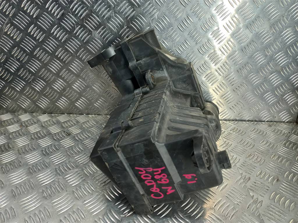 корпус воздушного фильтра Volkswagen Caddy  3C0129607BA, 2700 рублей, Москва