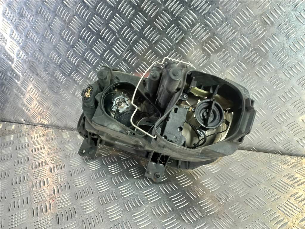 фара Volkswagen Caddy  2K0941006C, 14200 рублей, Москва