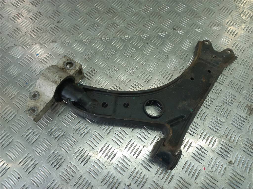 рычаг Volkswagen Caddy  1K0407152BC, 2130 рублей, Москва