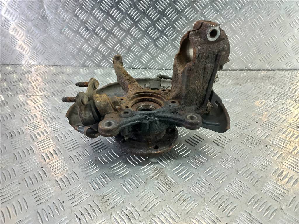 кулак Volkswagen Caddy  1K0407255AA, 3279 рублей, Москва