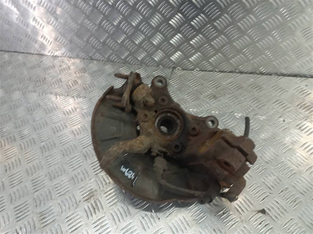 кулак Volkswagen Caddy  1K0407256AA, 4430 рублей, Москва