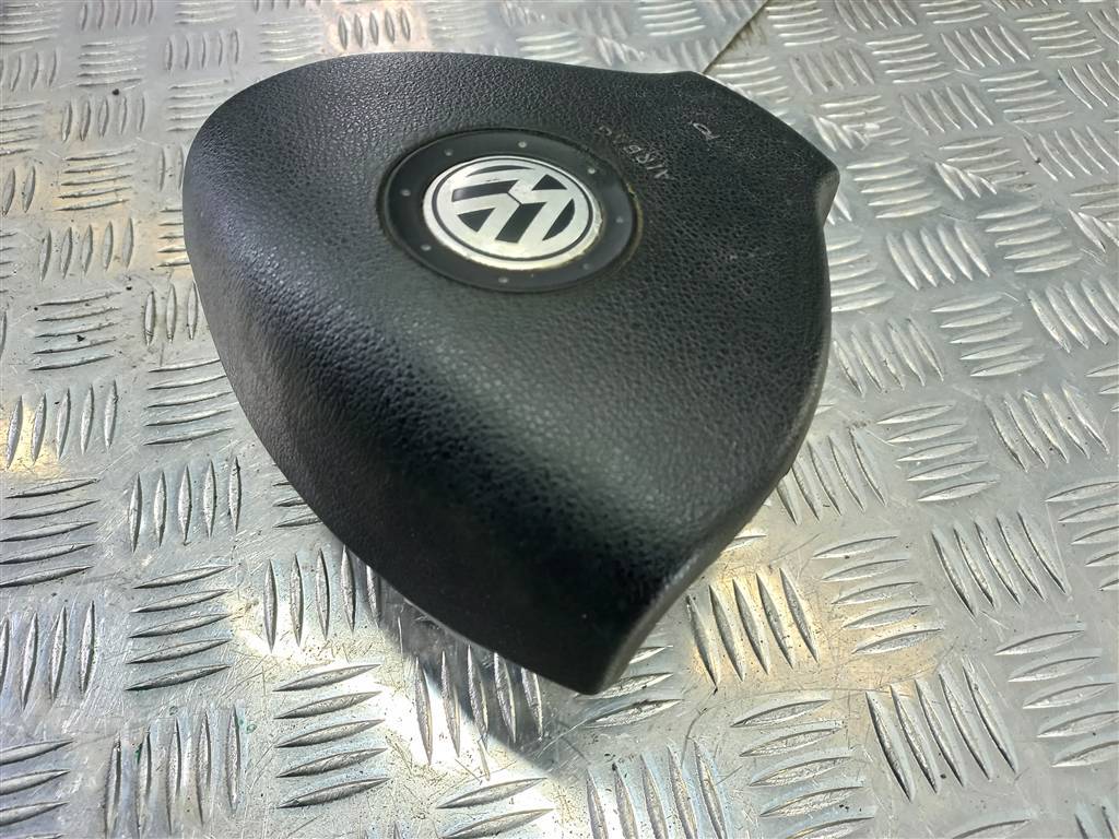 подушка безопасности водителя Volkswagen Caddy  2K0880201L, 6150 рублей, Москва