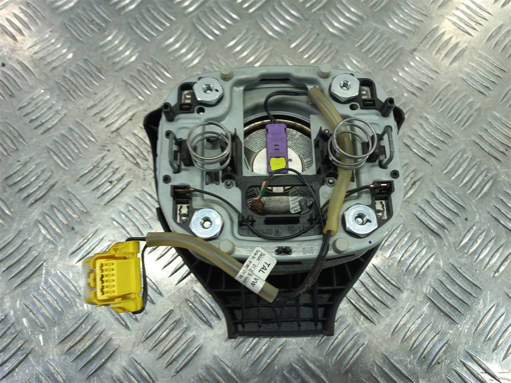 подушка безопасности водителя Volkswagen Caddy  2K0880201L, 6150 рублей, Москва