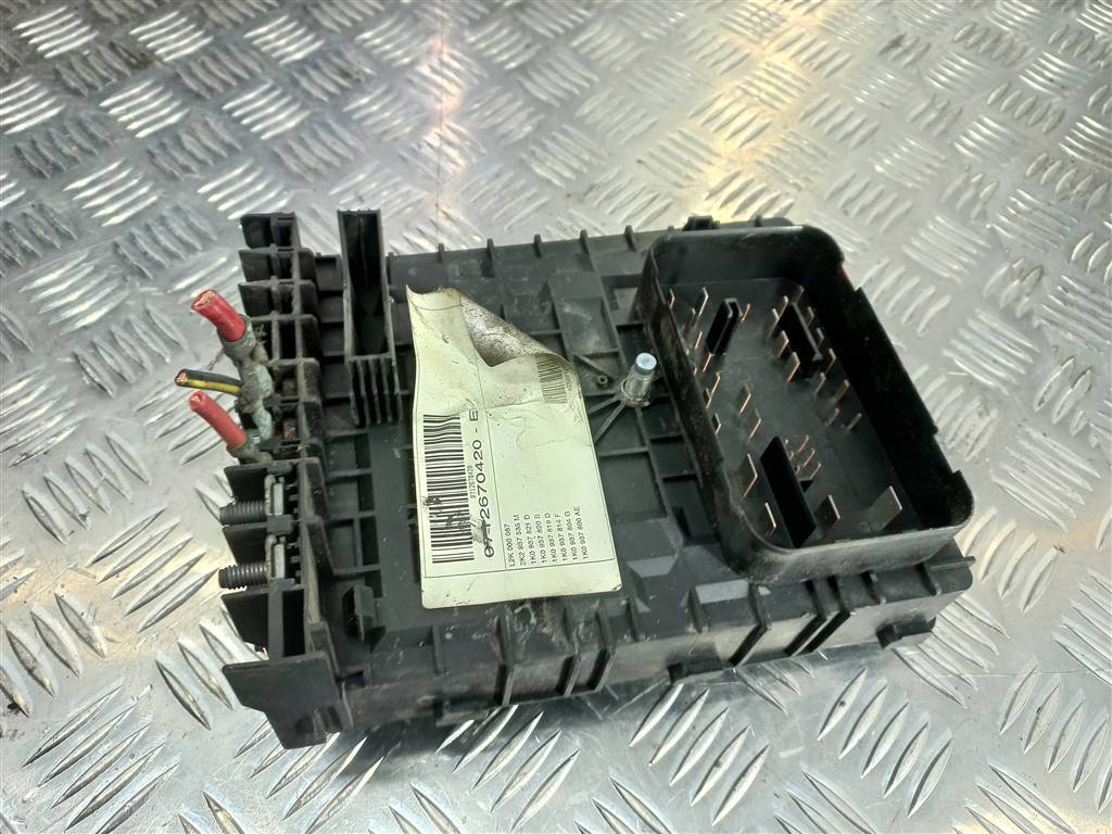 блок предохранителей Volkswagen Caddy  1K0937125A, 980 рублей, Москва