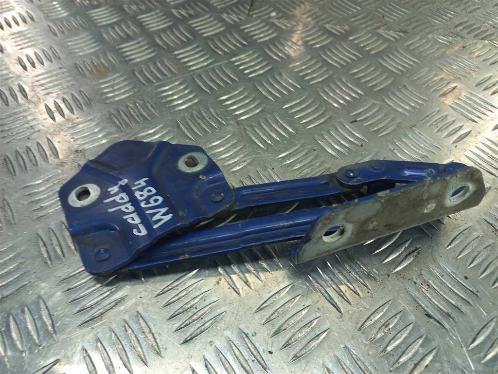 петля капота Volkswagen Caddy  1T0823301B, 2130 рублей, Москва