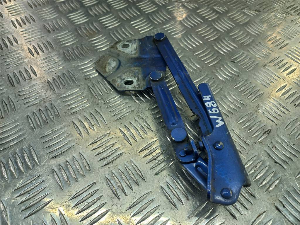 петля капота Volkswagen Caddy  1T0823301B, 2130 рублей, Москва