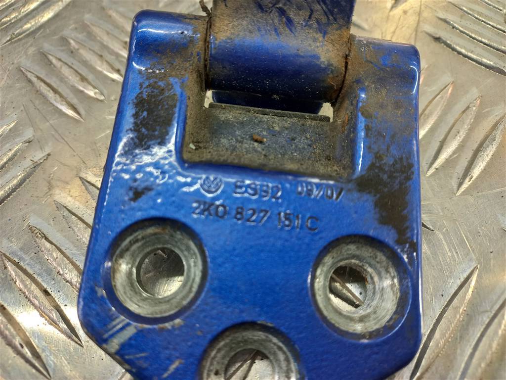 петля двери распашной Volkswagen Caddy  2K0827151C, 1550 рублей, Москва