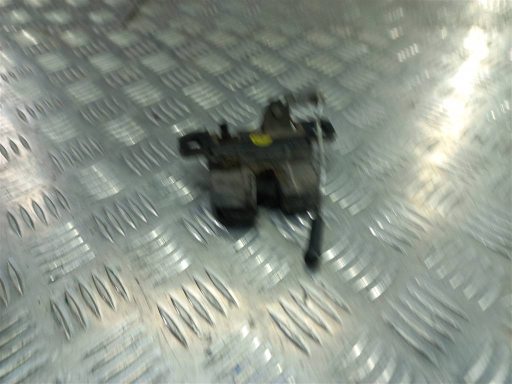 замок двери распашной Volkswagen Caddy  2K0827505J, 2700 рублей, Москва