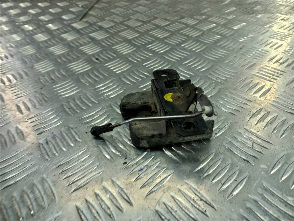 замок двери распашной Volkswagen Caddy  2K0827505J, 2700 рублей, Москва