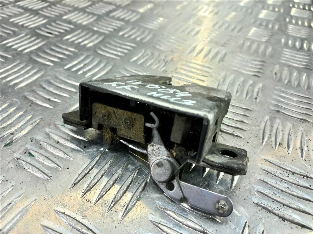 замок двери распашной Volkswagen Caddy  2K0827506E, 2130 рублей, Москва