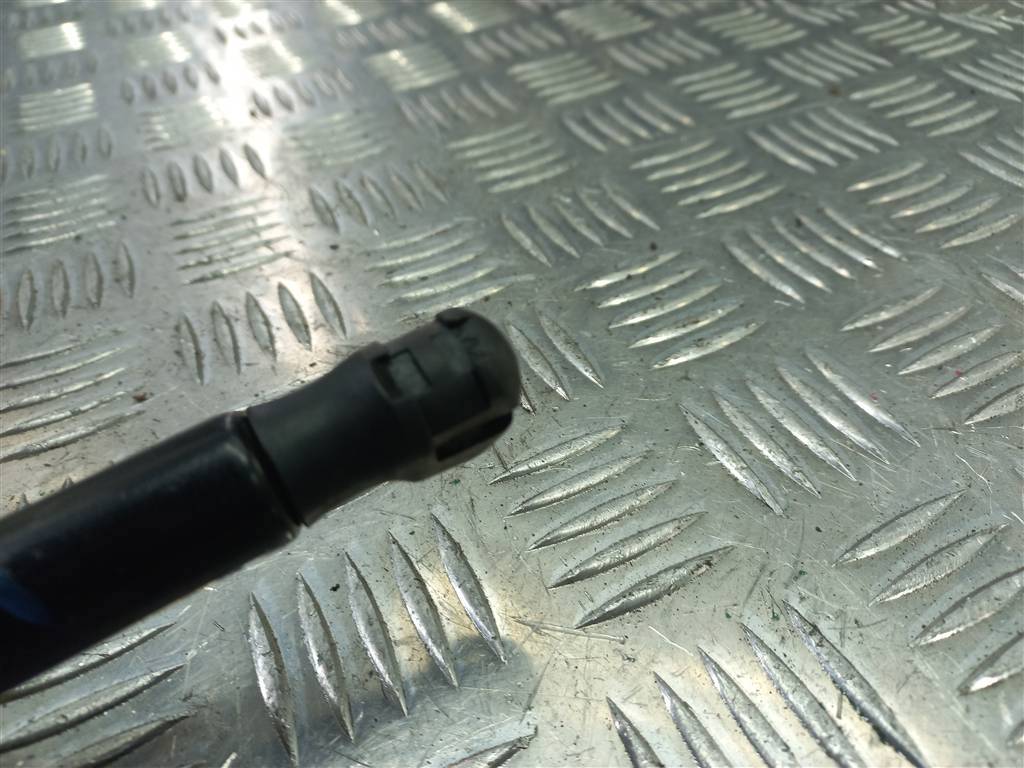 амортизатор капота Volkswagen Caddy  1T0823359A, 1550 рублей, Москва