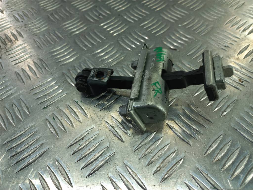 ограничитель двери FORD Tourneo Custom  1933703, 1550 рублей, Москва