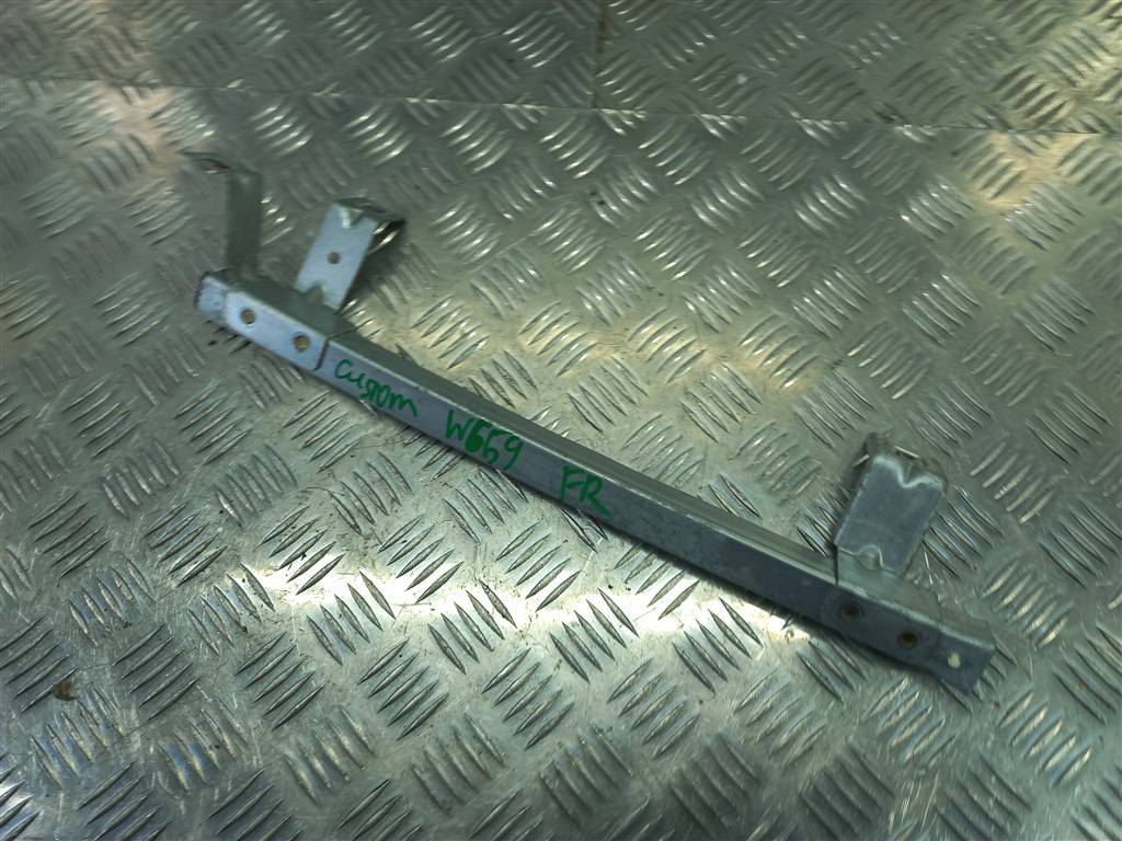 направляющая стекла двери FORD Tourneo Custom  1772049, 1550 рублей, Москва