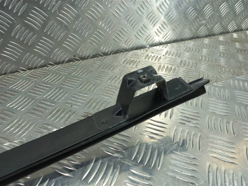 направляющая стекла двери FORD Tourneo Custom  1838797, 2700 рублей, Москва