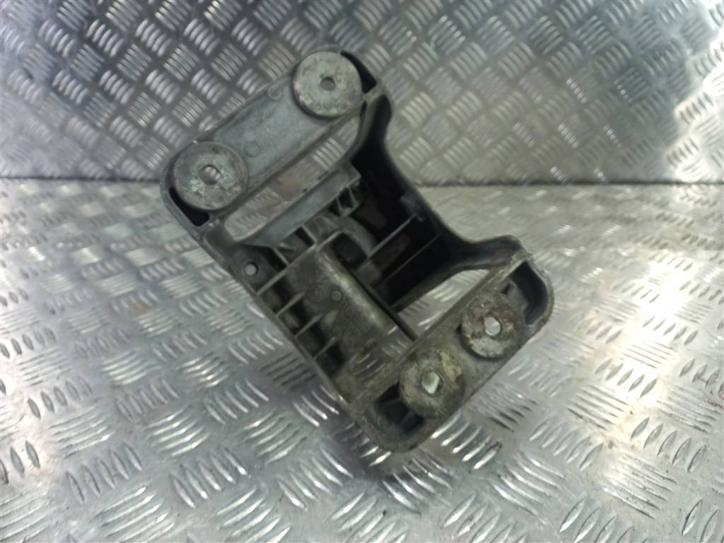 рычаг ручника Volkswagen Caddy  1T1711303G, 1550 рублей, Москва