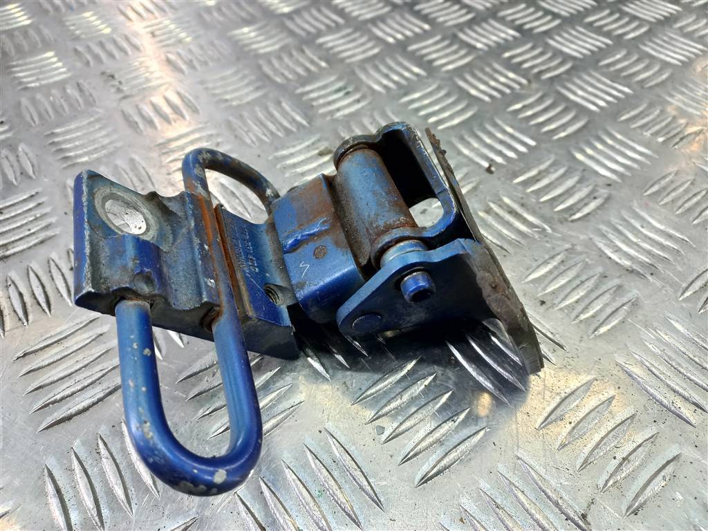 петля двери Volkswagen Caddy  1T0831412C, 2700 рублей, Москва