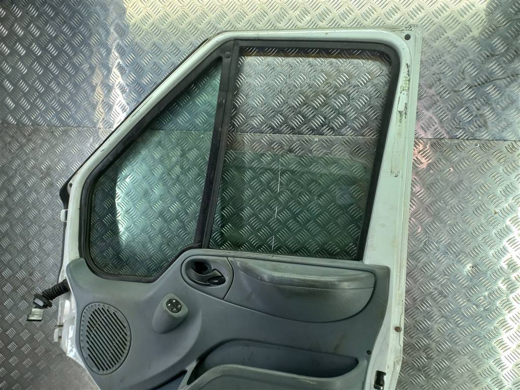 дверь FORD Transit  1717243, 5350 рублей, Москва