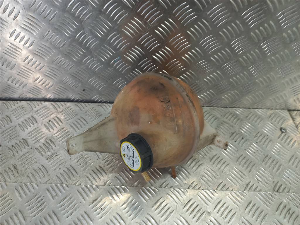 бачок расширительный FORD Transit  1383314, 1550 рублей, Москва