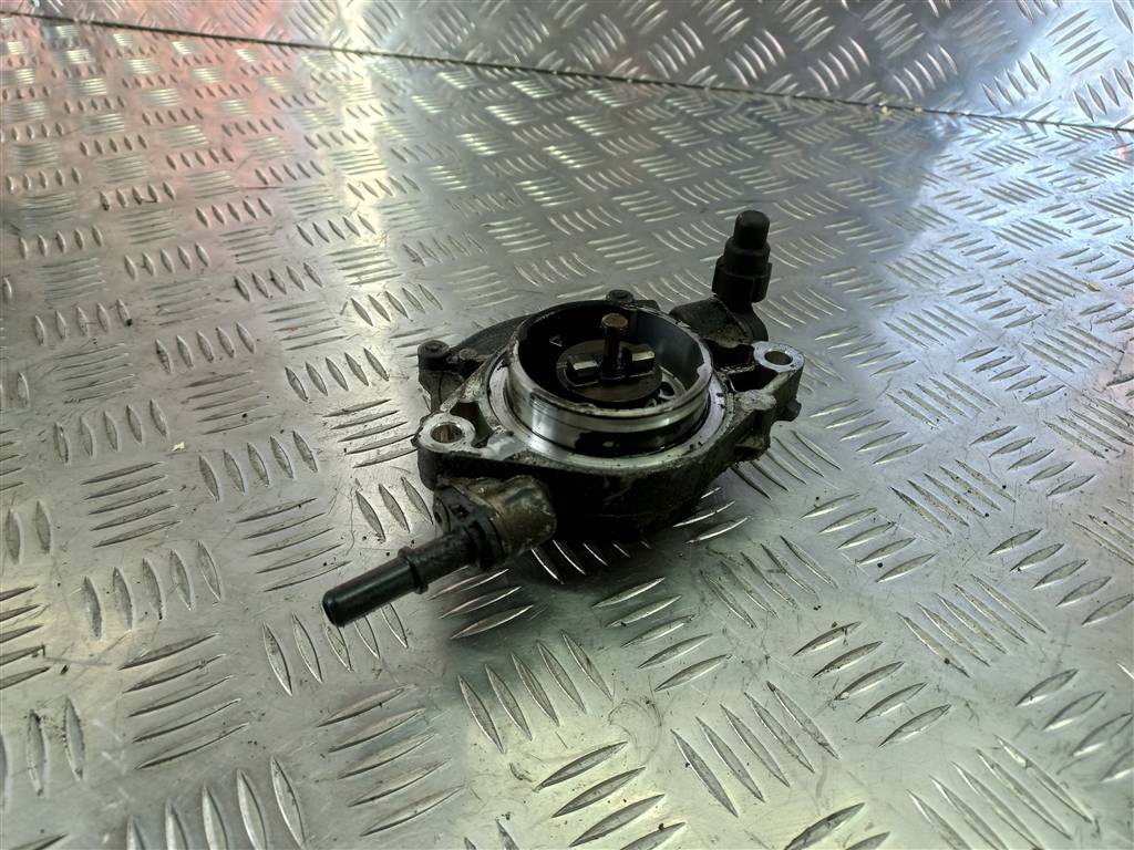 насос вакуумный FORD Transit  1899704, 6150 рублей, Москва