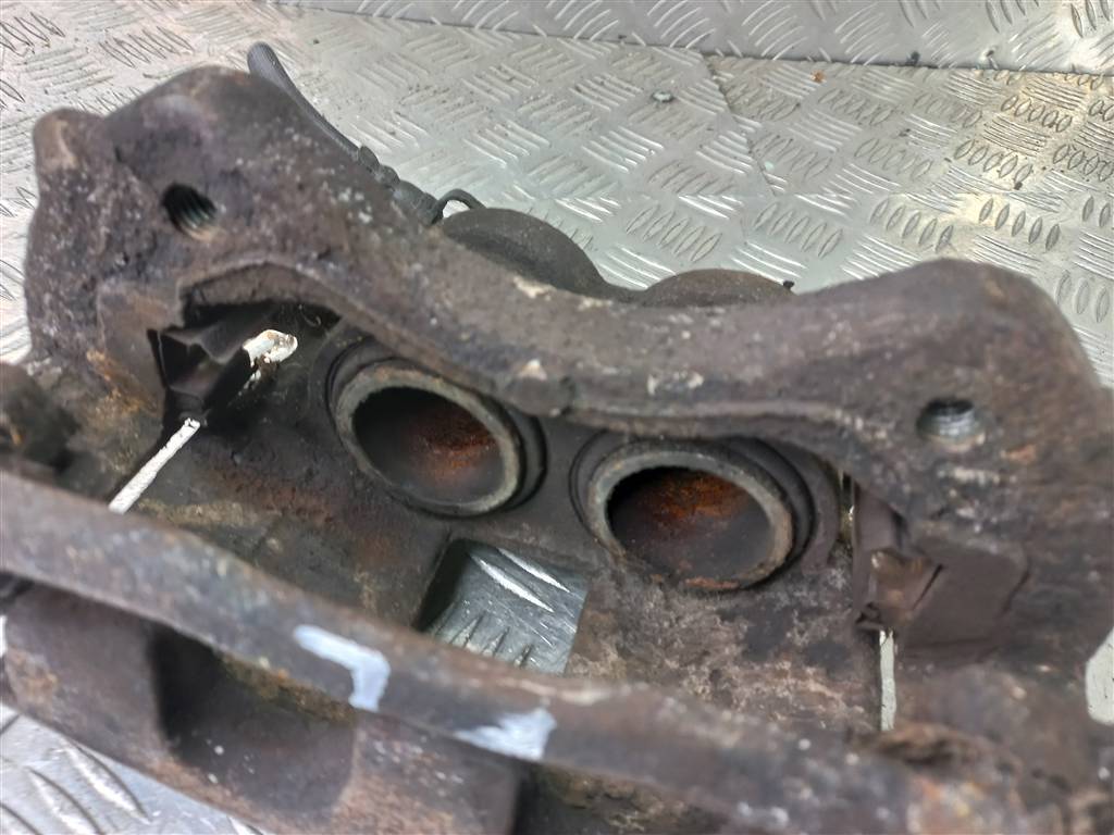 суппорт FORD Transit  1521150, 2130 рублей, Москва