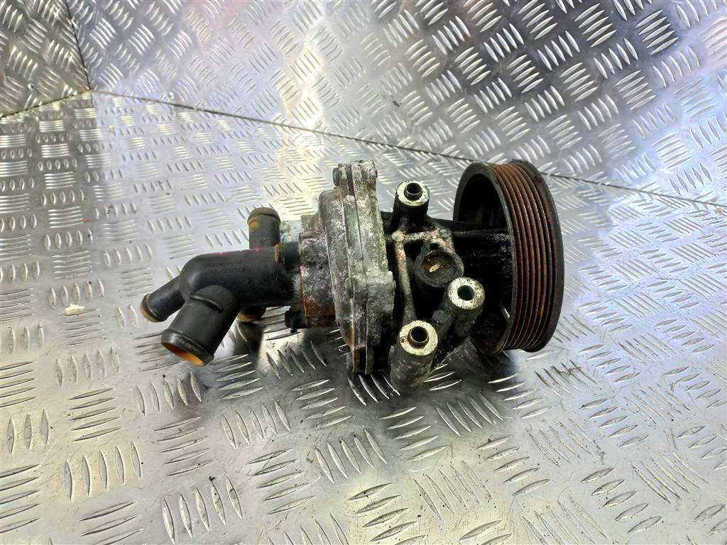 насос водяной FORD Transit  1849276, 3279 рублей, Москва