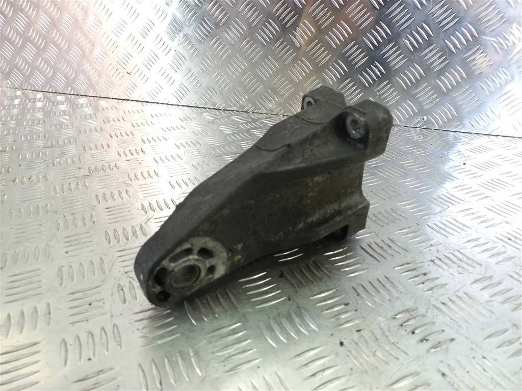 кронштейн двигателя (двс) FORD Transit  1713354, 1550 рублей, Москва