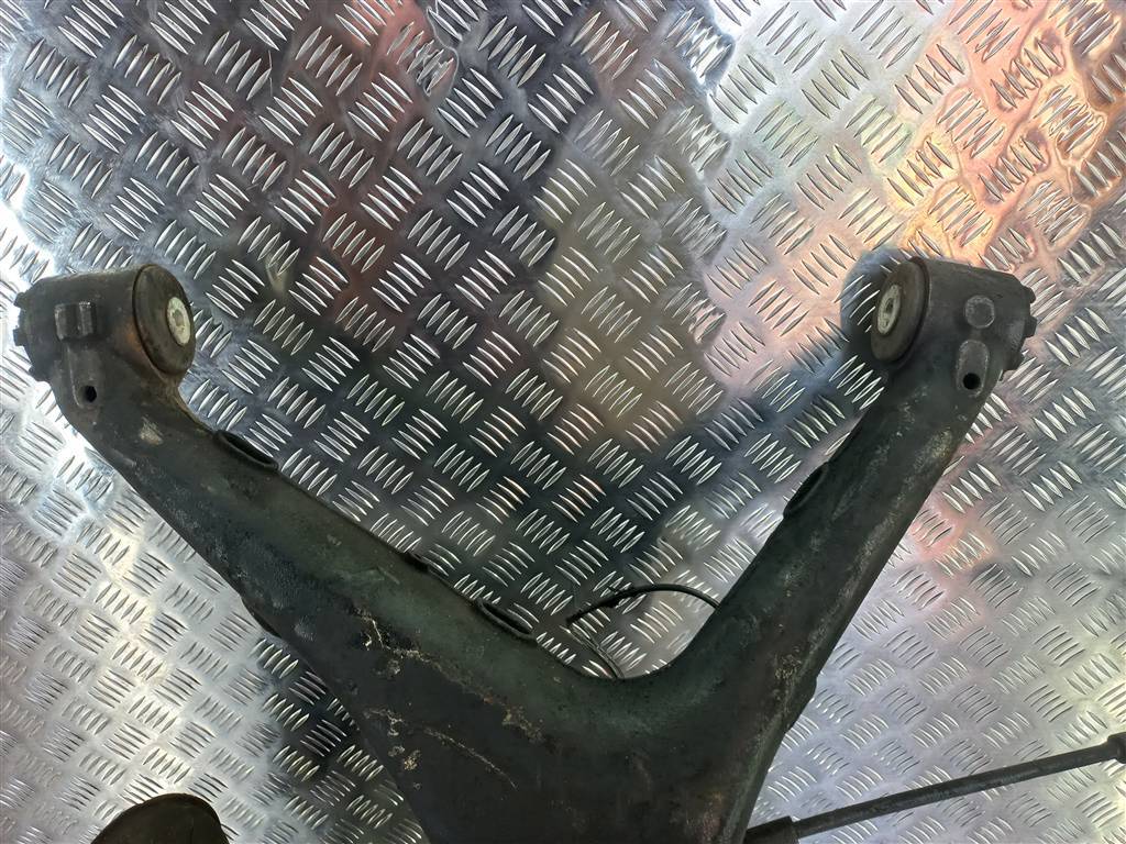 рычаг MERCEDES-BENZ Vito  A6393504801, 7880 рублей, Москва