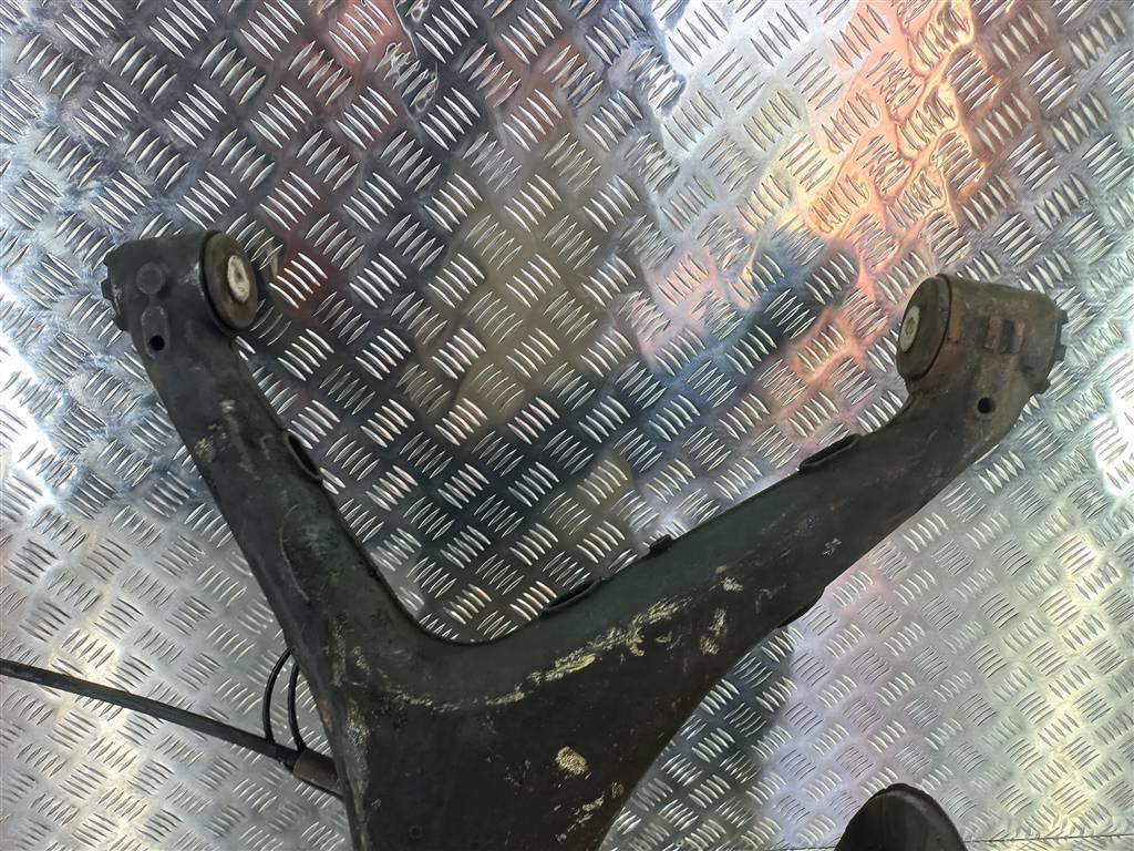 рычаг MERCEDES-BENZ Vito  A6393504701, 7880 рублей, Москва