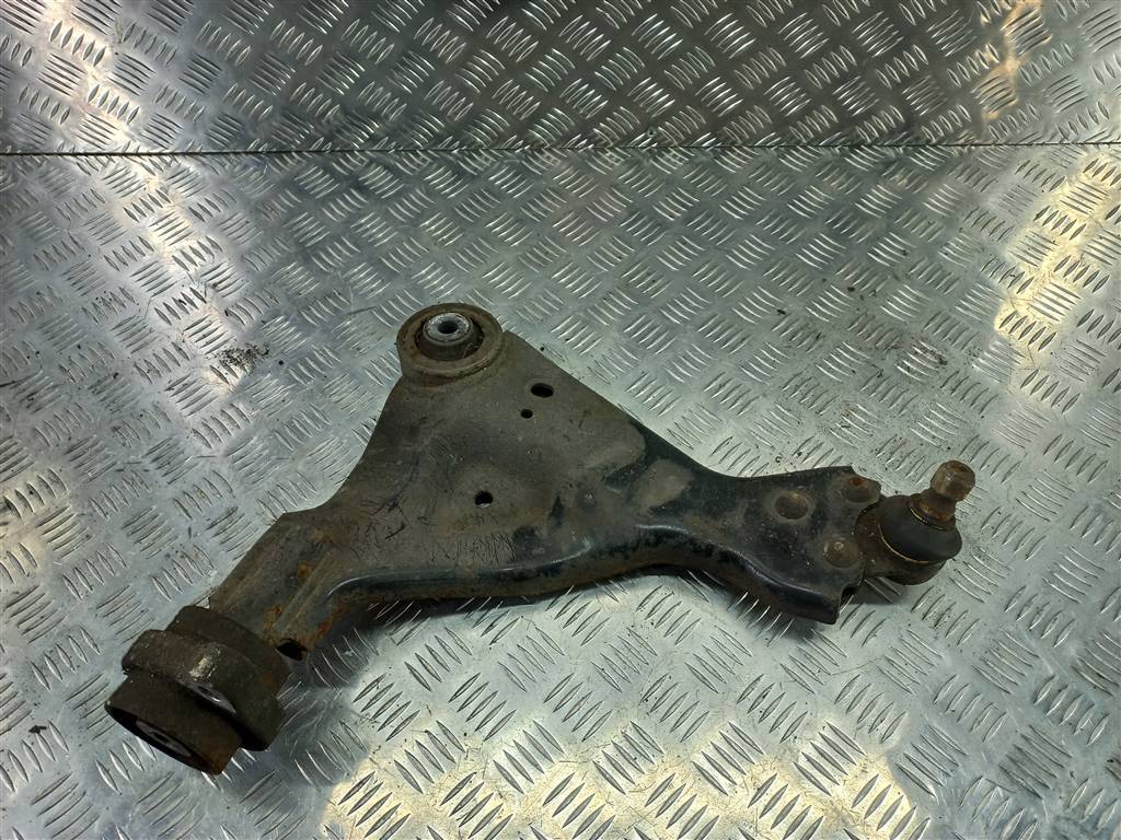 рычаг MERCEDES-BENZ Vito  A6393301401, 7880 рублей, Москва