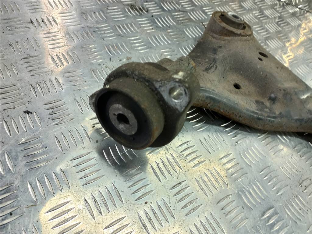 рычаг MERCEDES-BENZ Vito  A6393301401, 7880 рублей, Москва