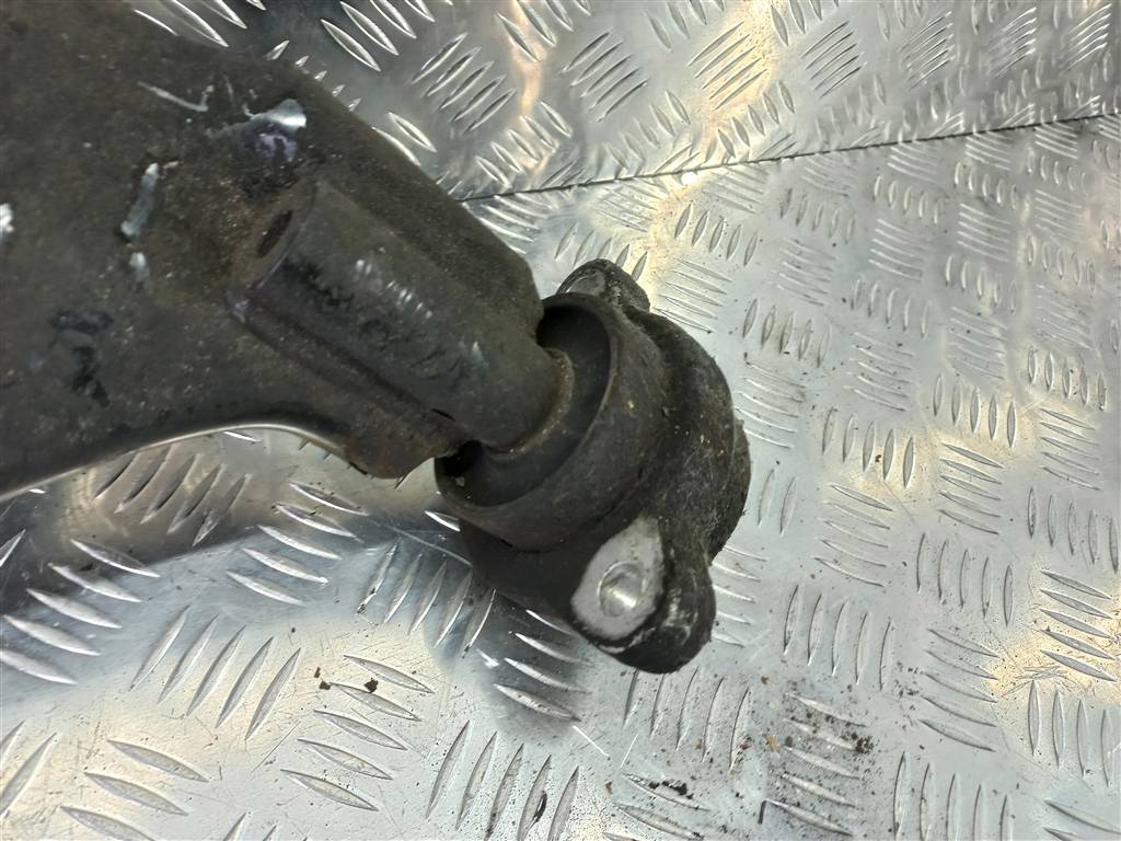 рычаг MERCEDES-BENZ Vito  A6393301501, 7880 рублей, Москва