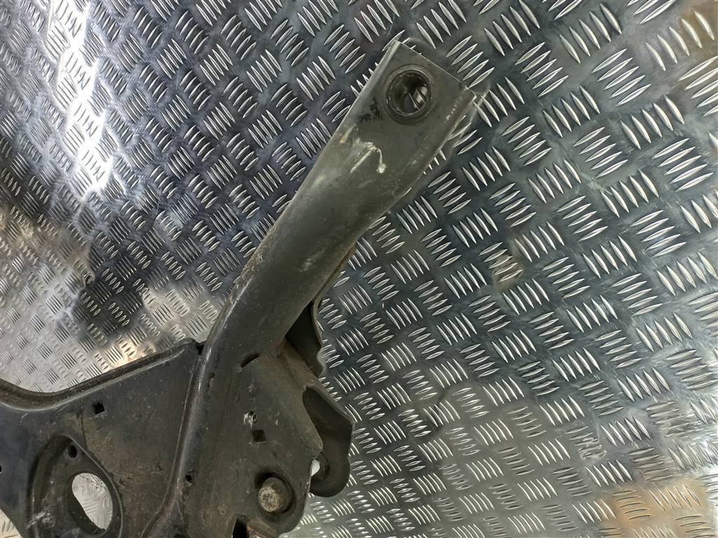 подрамник (балка подмоторная) MERCEDES-BENZ Vito  A6393302606, 3850 рублей, Москва