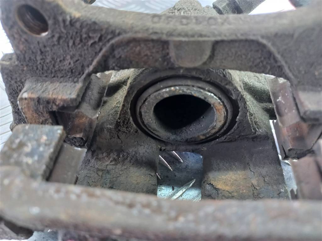 суппорт MERCEDES-BENZ Vito  A6394200283, 2010 рублей, Москва