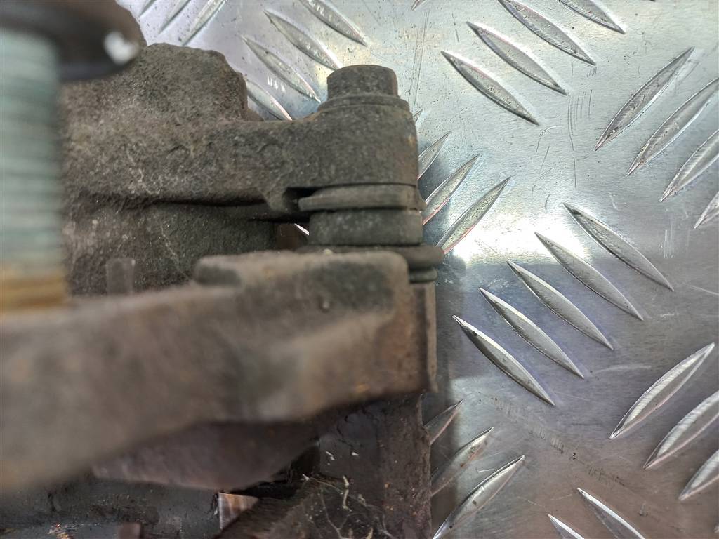 суппорт MERCEDES-BENZ Vito  A6394200283, 2010 рублей, Москва