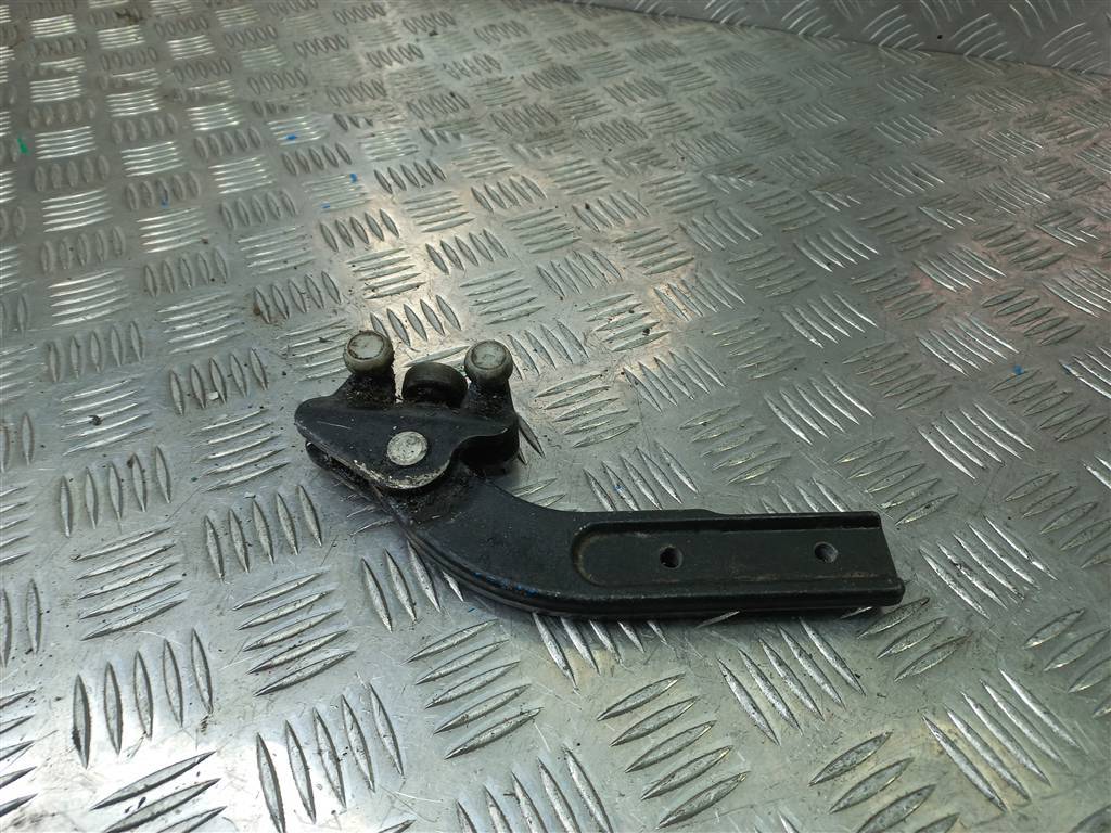 ролик двери сдвижной MERCEDES-BENZ Vito  A6397630047, 2470 рублей, Москва