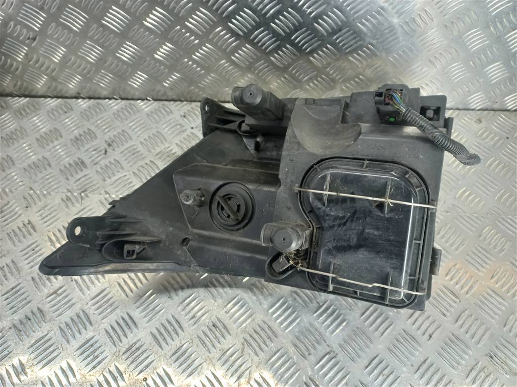 фара FORD Transit  1714643, 5230 рублей, Москва