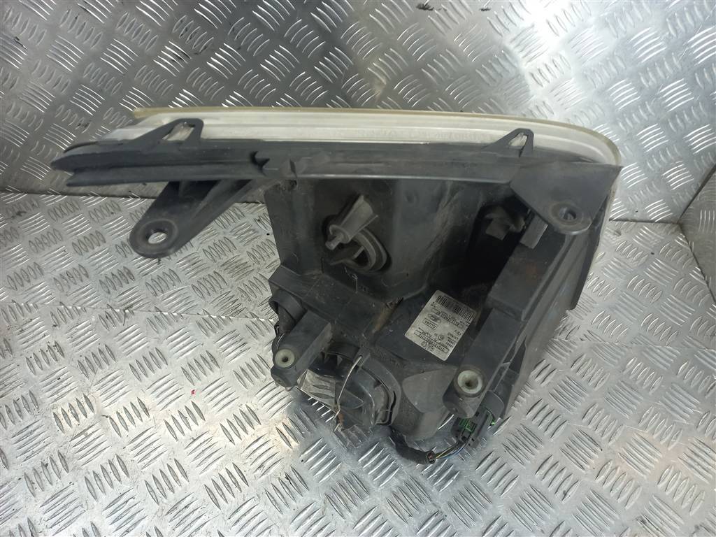фара FORD Transit  1714643, 5230 рублей, Москва