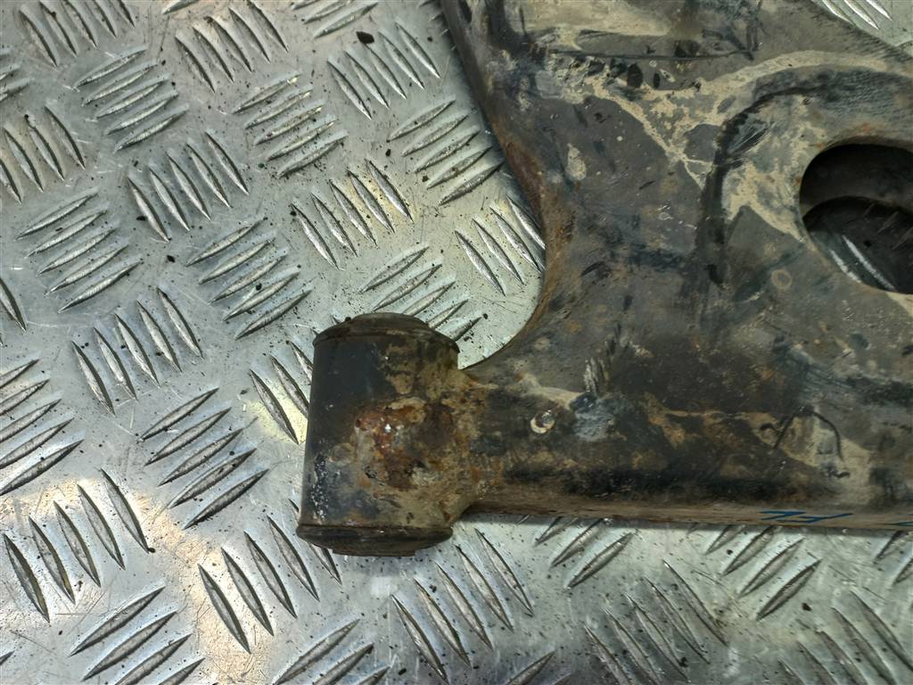 рычаг FORD Transit  1553250, 2130 рублей, Москва