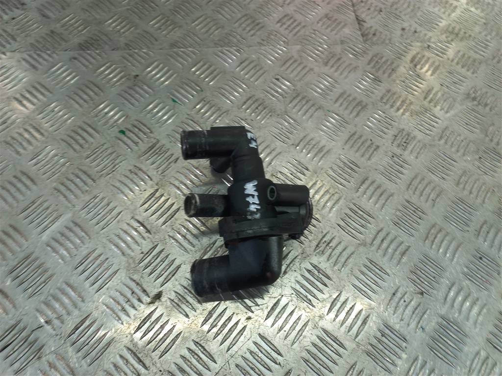 корпус термостата FORD Transit  1372334, 1550 рублей, Москва