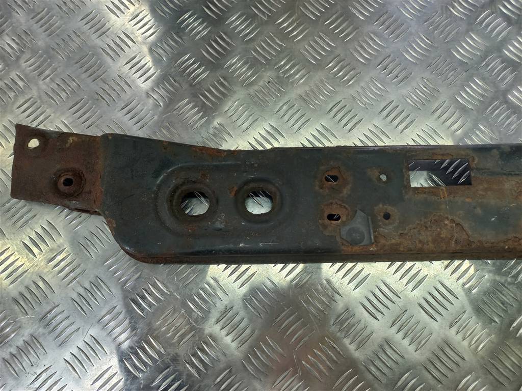 опора радиаторов FORD Transit  1373210, 1550 рублей, Москва