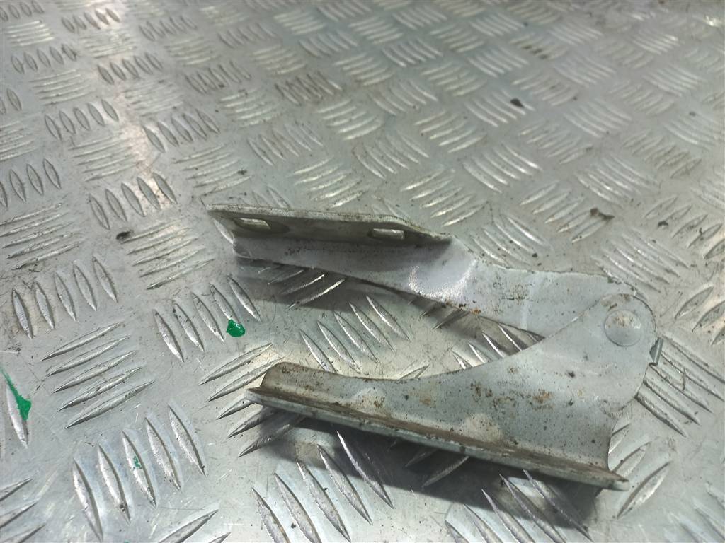 петля капота FORD Transit  1405813, 980 рублей, Москва