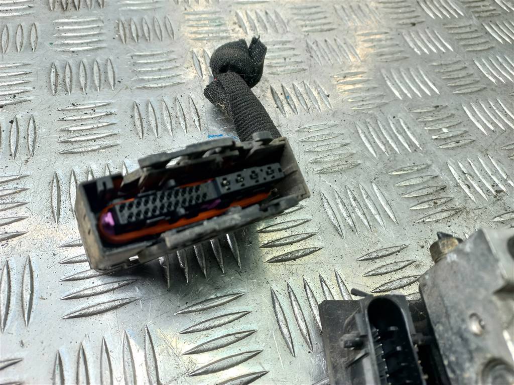 блок abs Citroen Berlingo  4541J5, 2010 рублей, Москва